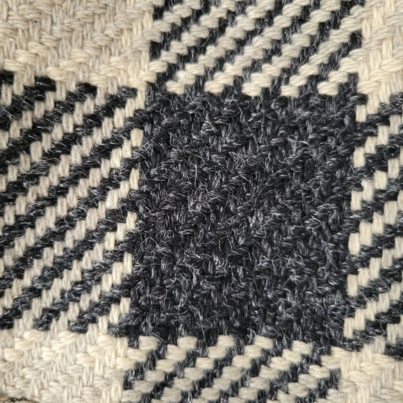 Talbot's Beige and Charcoal Gray Check Wool Blend 3-Button Swing Jacket Size 8P - Picture 3 of 10